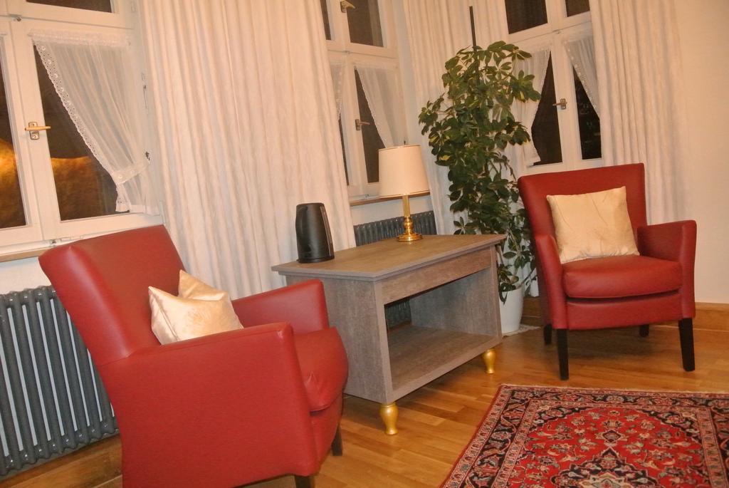 Hotel-Restaurant Goldenes Lamm Динкельсбюль Номер фото